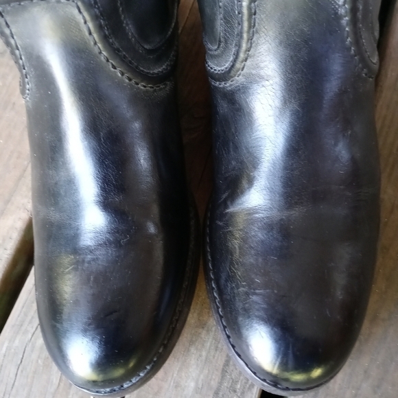 FRYE Women's Melissa Trapunto Knee-High 17" Boot b - Picture 2 of 8